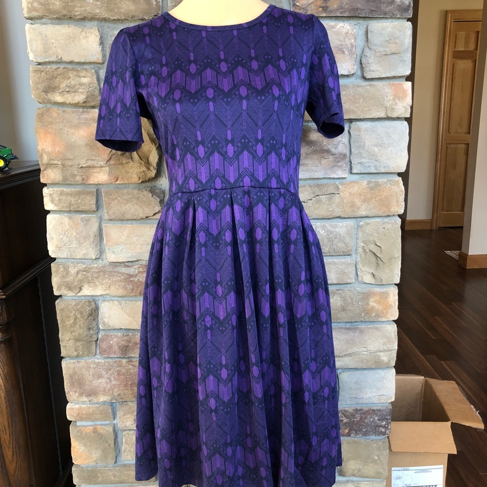 Lularoe Amelia